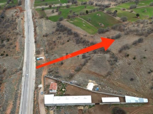 AKÖREN AĞALAR SEYDİŞEHİR YOLU YAKINI MÜSTAKİL 1891m TARLA BAHÇE