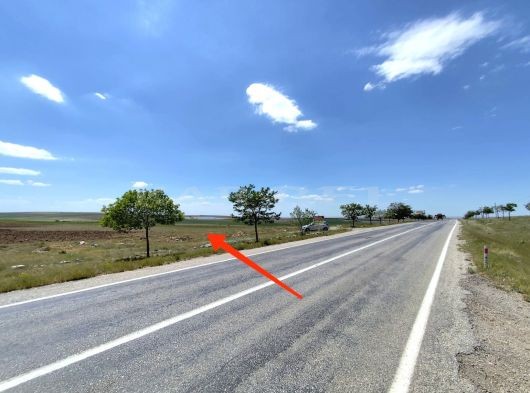 KONYA ALTINEKİN AKÇAŞAR SATILIK ASFALT YOLA CEPHE MÜSTAKİL TARLA